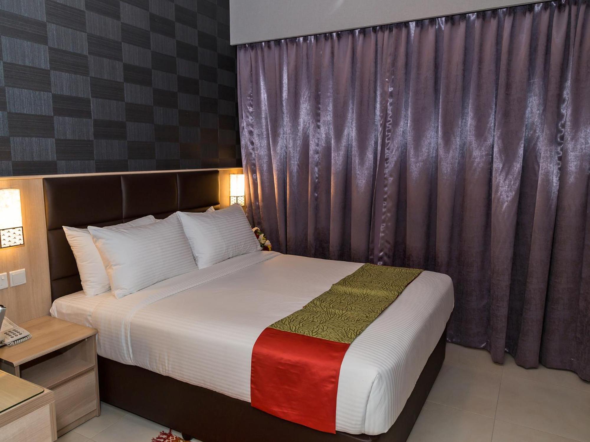 Florida Square Hotel Dubaj Szoba fotó